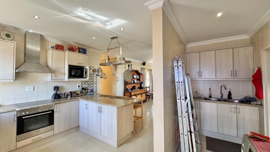 To Let 3 Bedroom Property for Rent in Fernwood Western Cape